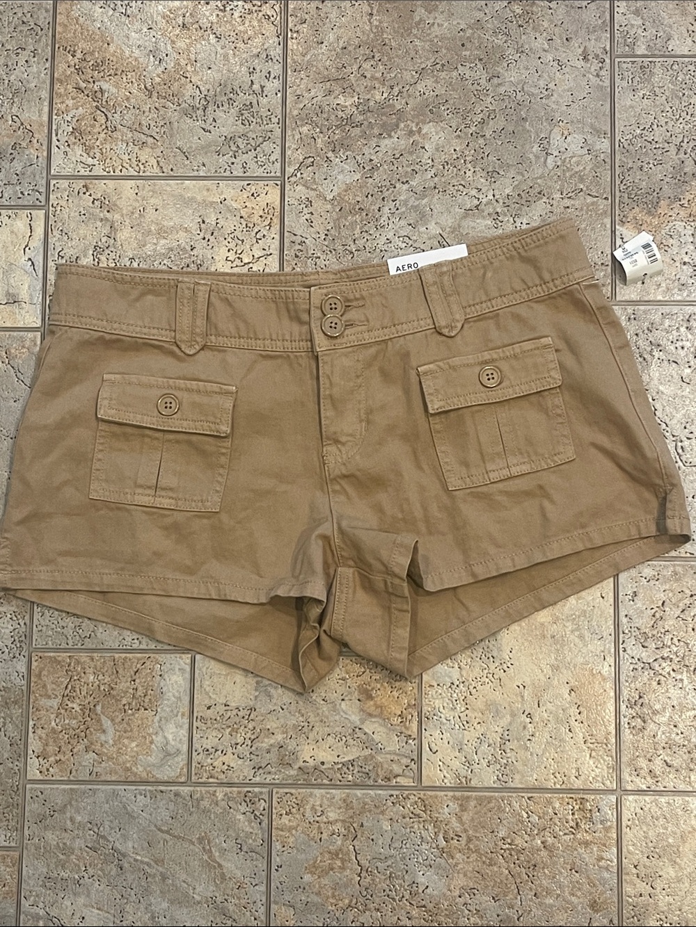 Cargo Low-Rise Twill Shorty Shorts